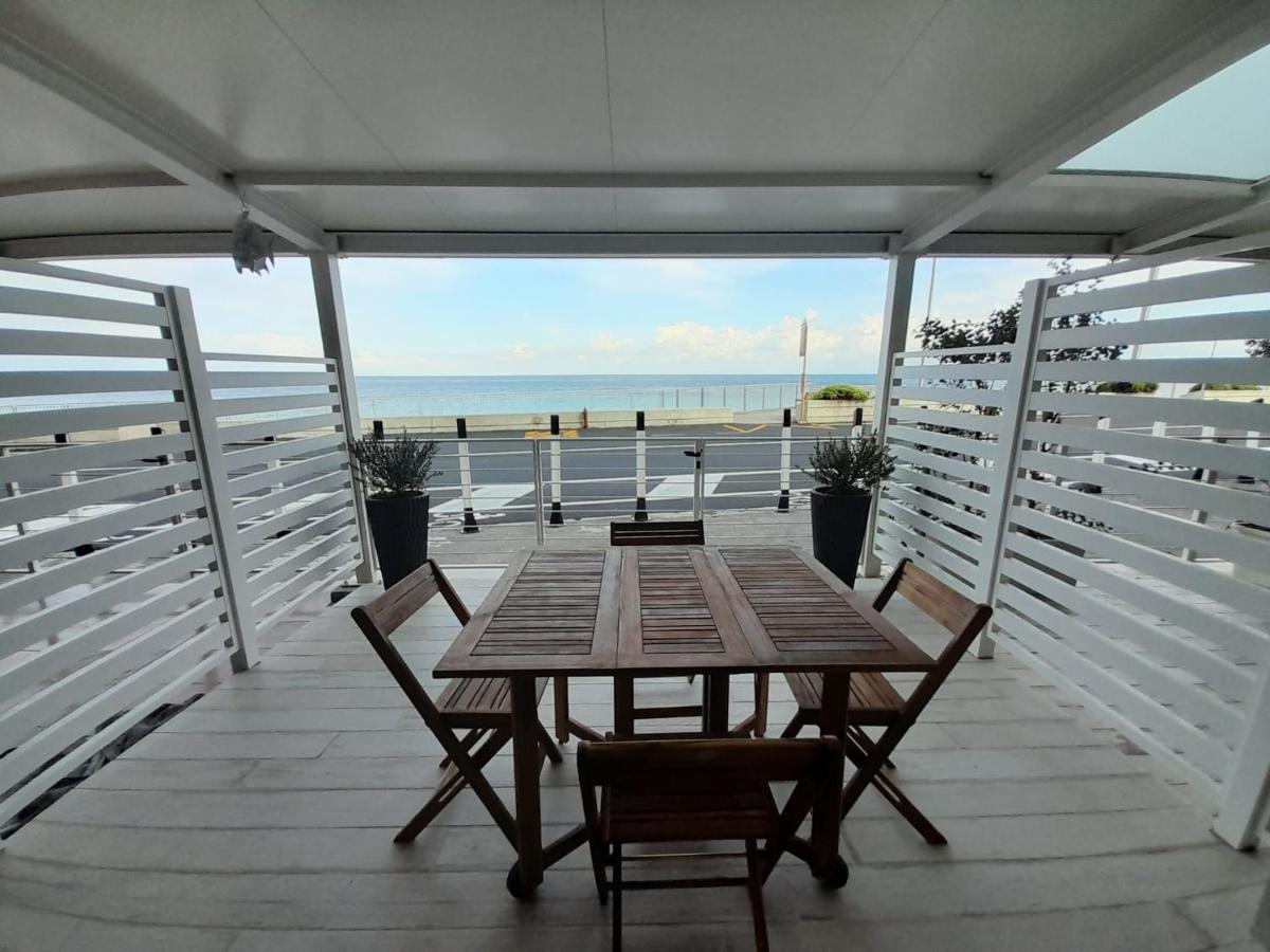 La Casa Di Selly 2 - A Due Metri Dal Mare- Apartment